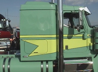 lean green internation big truck